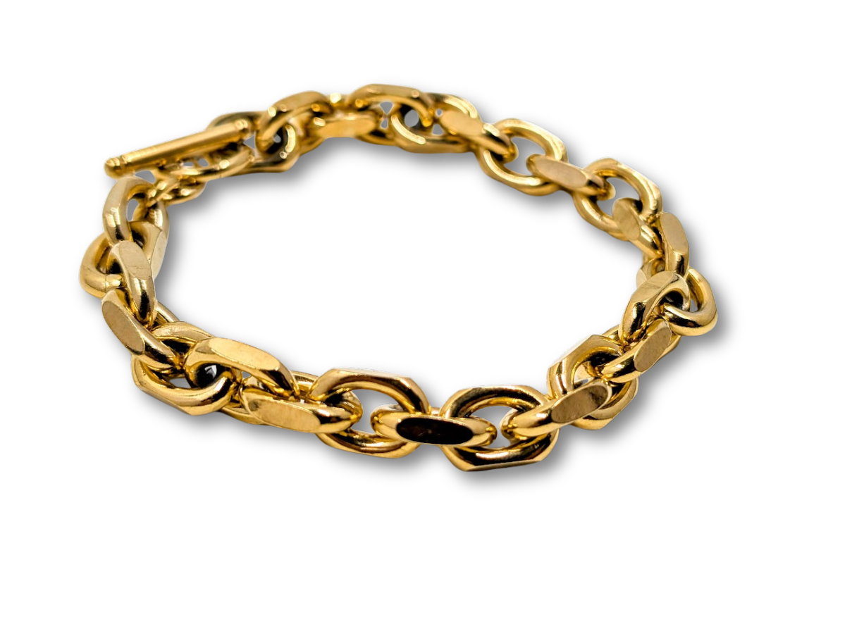Cable Chain Bracelet 18k Gold Plated Stainless Steel 8.5"
